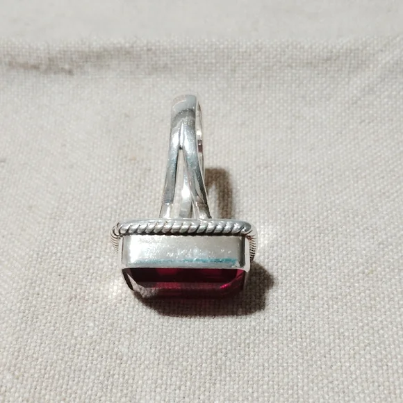 Sterling Silver 925 Ring With Red Gem Stone - Picture 4 of 9